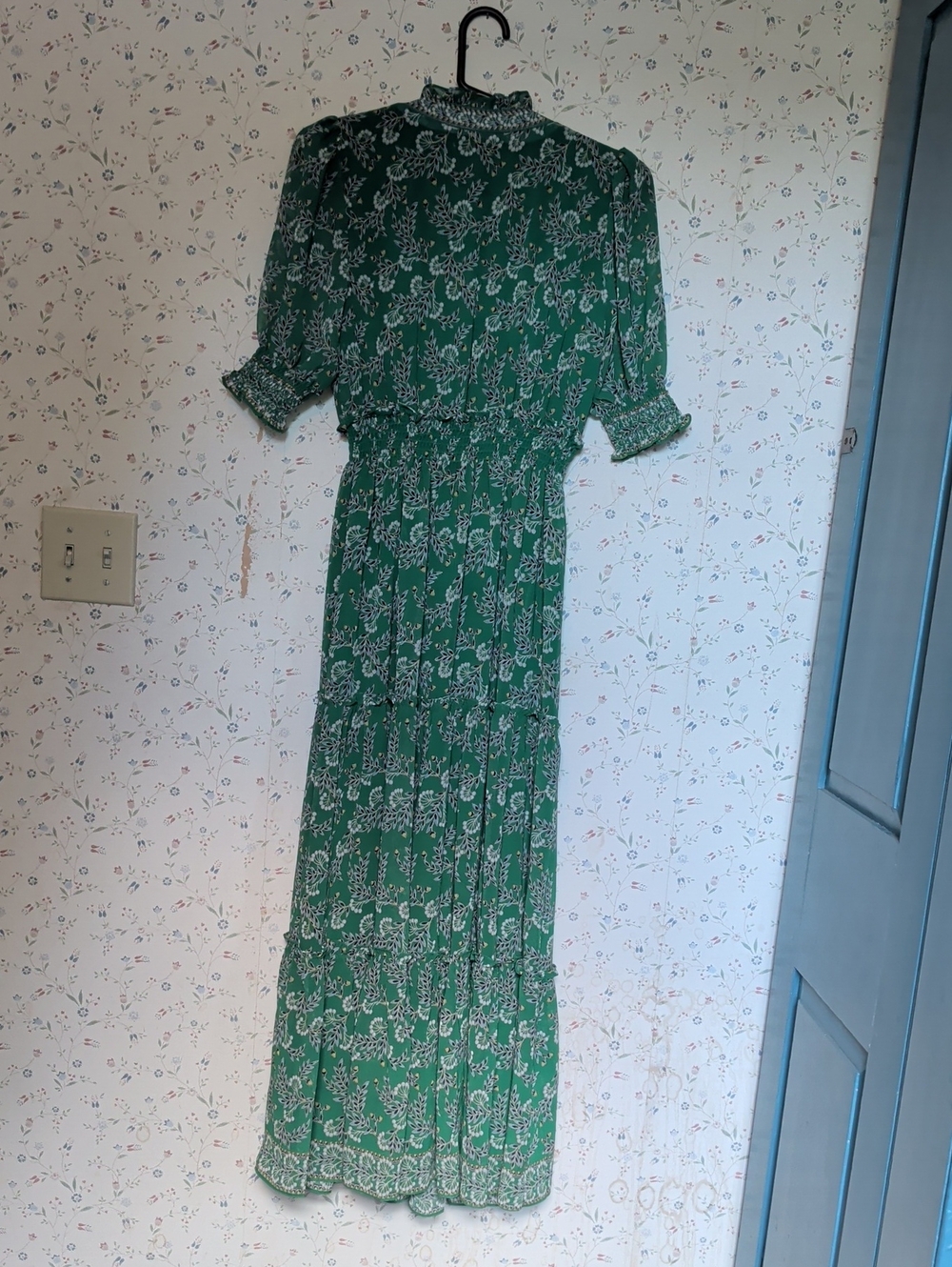 Max Studio Dress S Green Floral Maxi Smocked Tiered Wedding Guest Boho Fairy - Picture 8 of 11